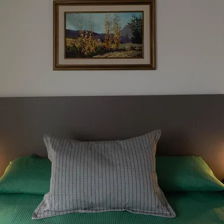 Punto Golondrina Apartment Alta Gracia Exterior photo